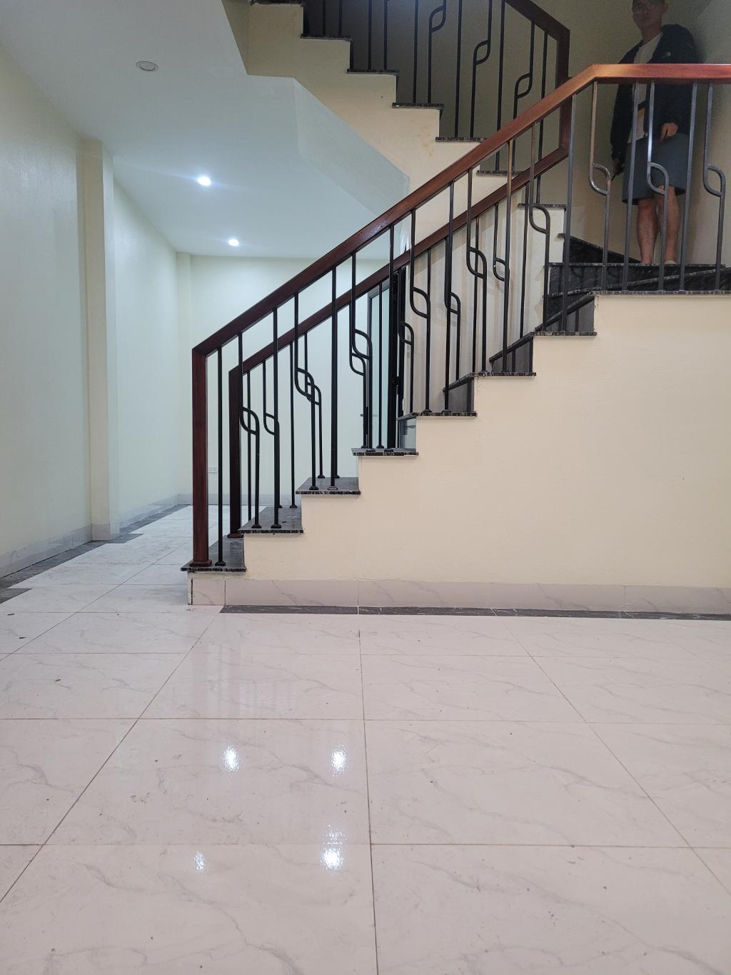 BÁN NHÀ KIÊU KỴ GIA LÂM- NGÕ OTO- NỘI THẤT ĐẸP- MT4- DT41-r,5₫
